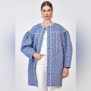 New HUNTER BELL Browning Coat in Quilted Flower Blue